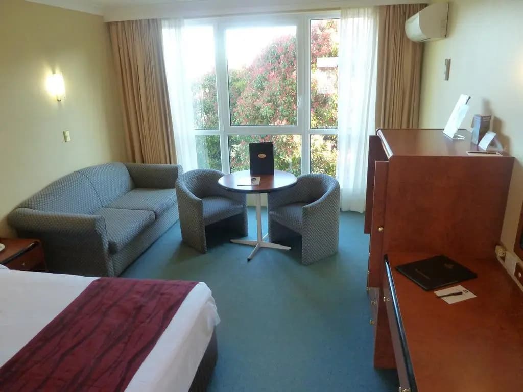 Alpine Motor Inn - photo 7