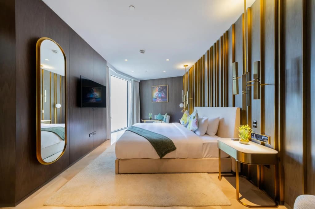 DXB - Five - 30308 - PJ - photo 3