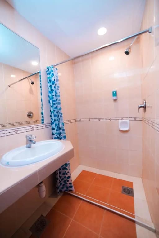 JO Hotel - photo 10