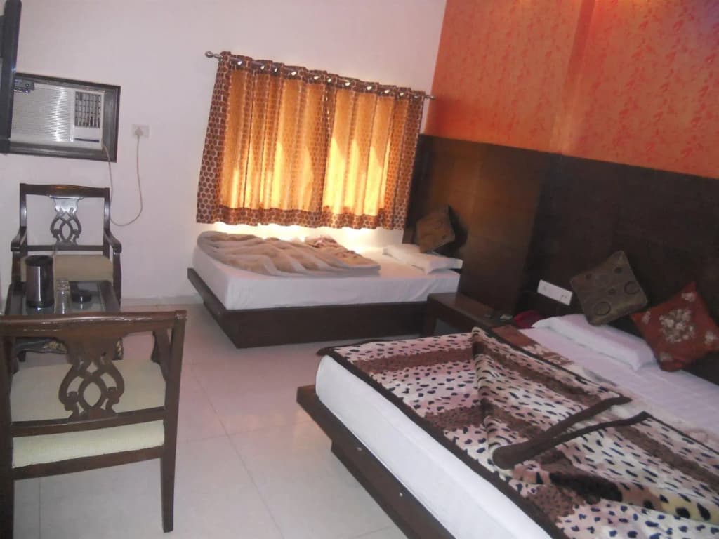 Hotel Amax Inn - photo 6