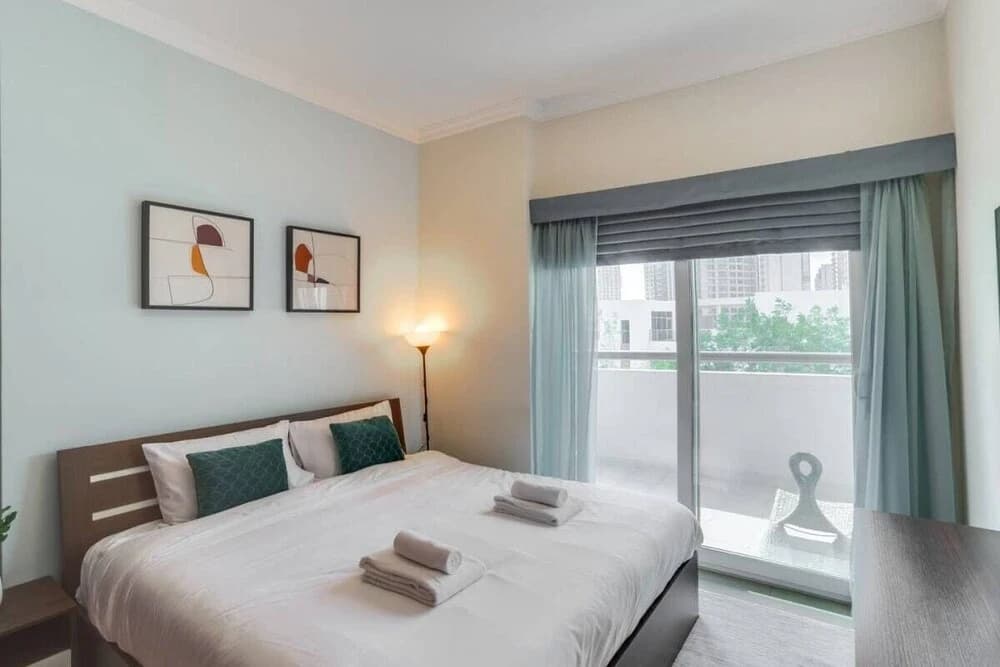 Spacious & Bright Apt In Marina, Sleep 6! - photo 4