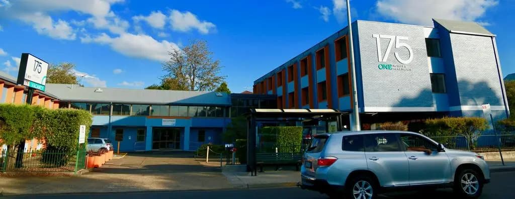 175 Hotel Westmead - photo 1