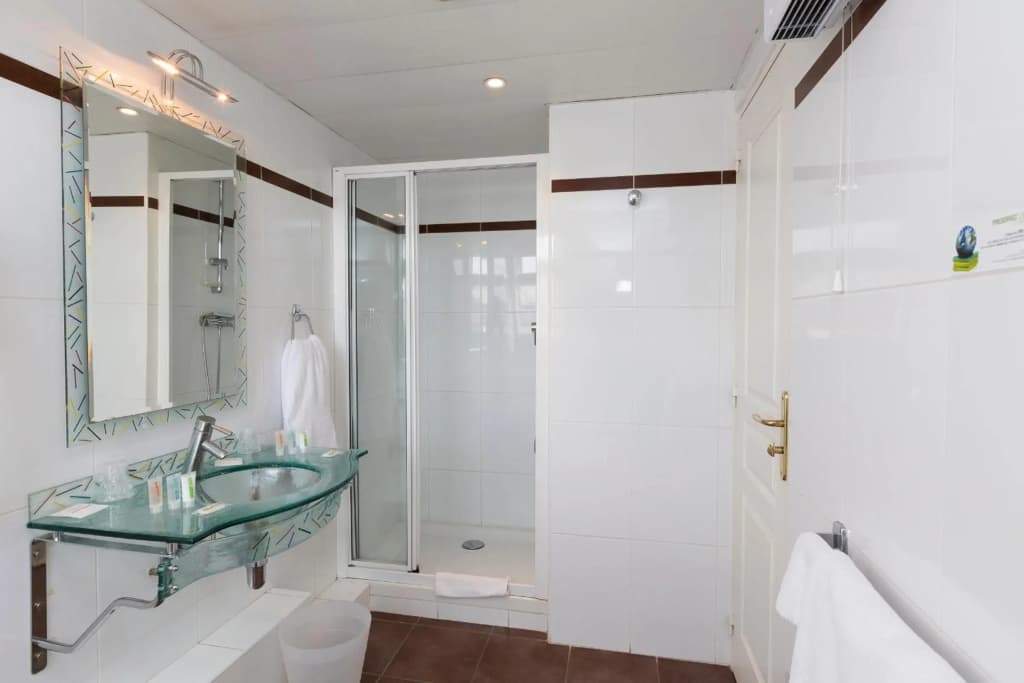 Hotel Niel - photo 17