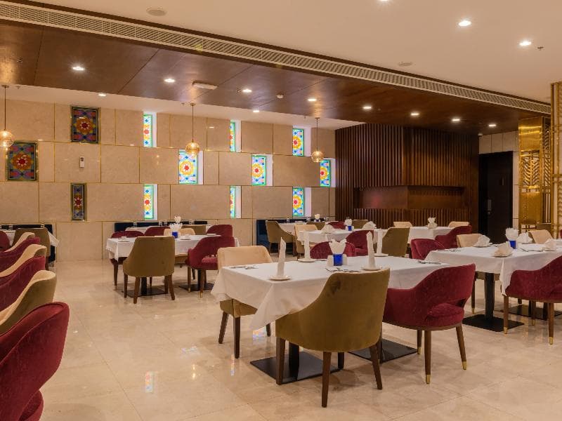 Royal Crown Hotel - photo 33