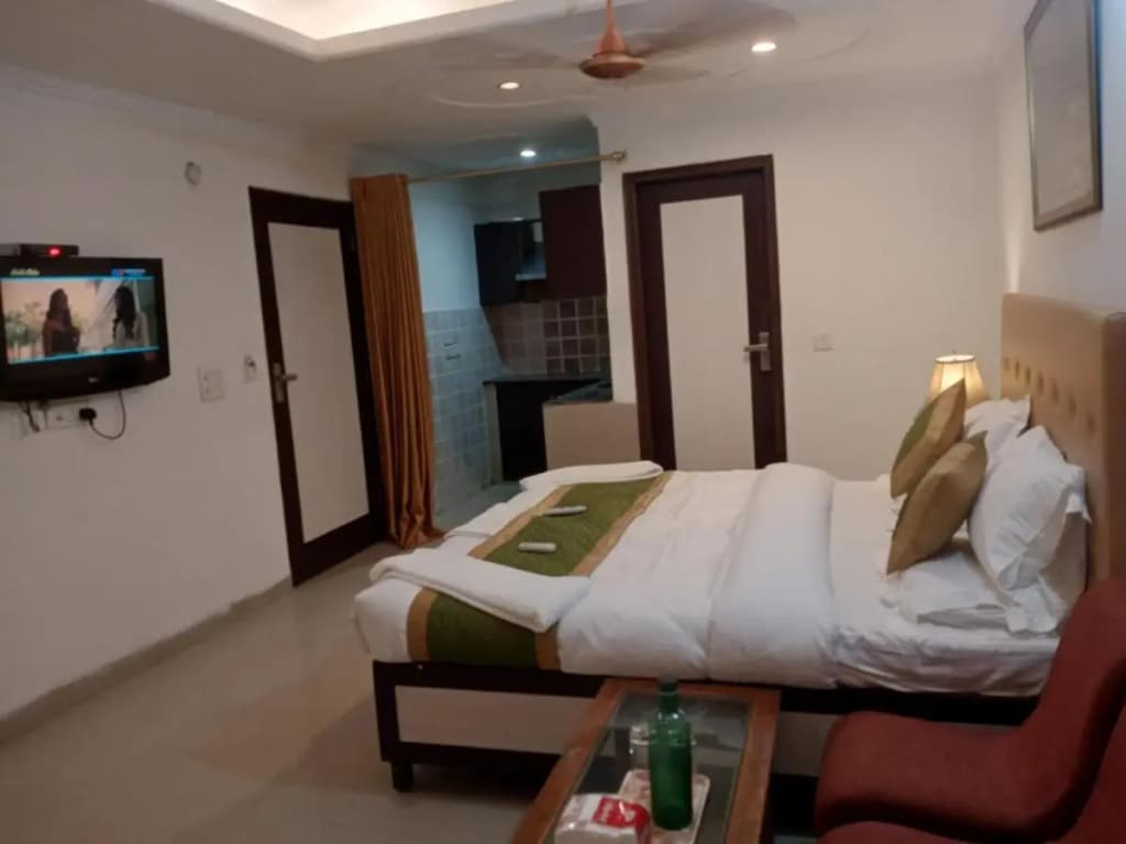 Hotel Shyam Palace - photo 3