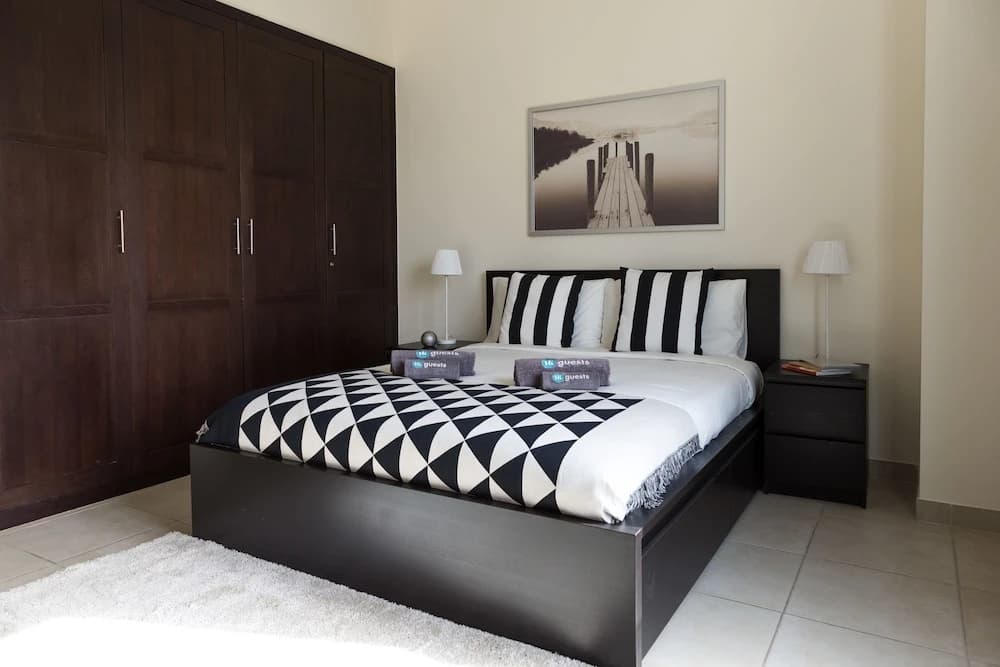 The Residences 5 - photo 3