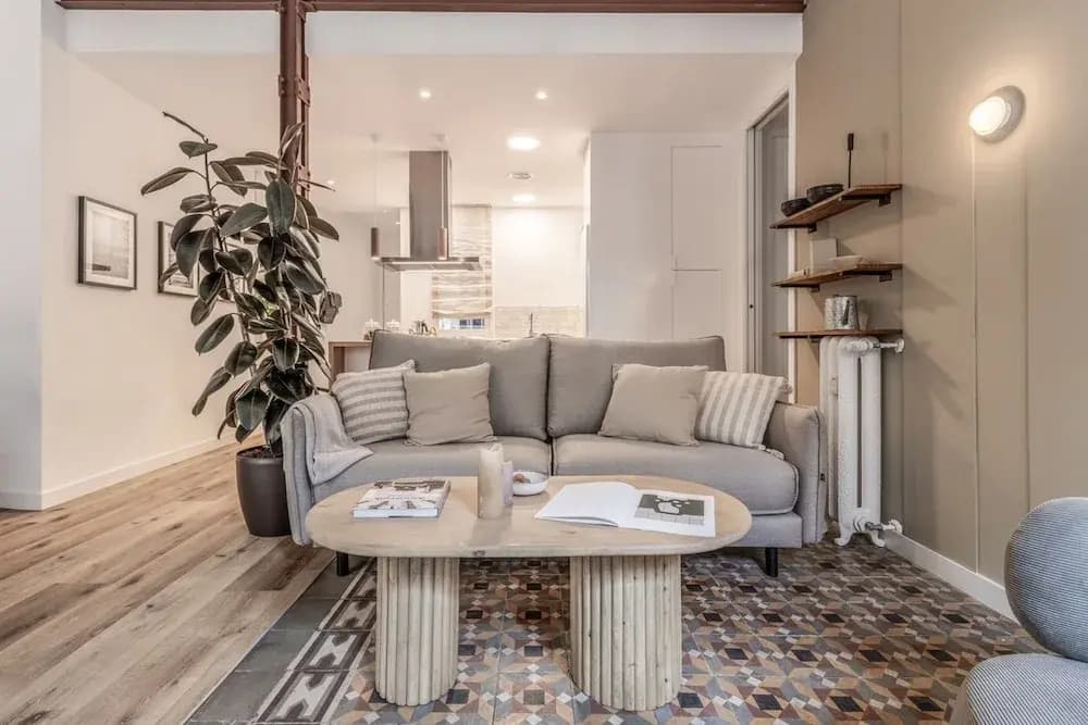 Casaluce - 2 Bedrooms in Trafalgar - photo 5