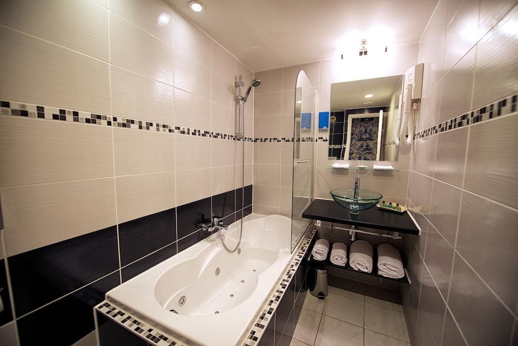 Relais Hotel Du Vieux Paris - photo 26