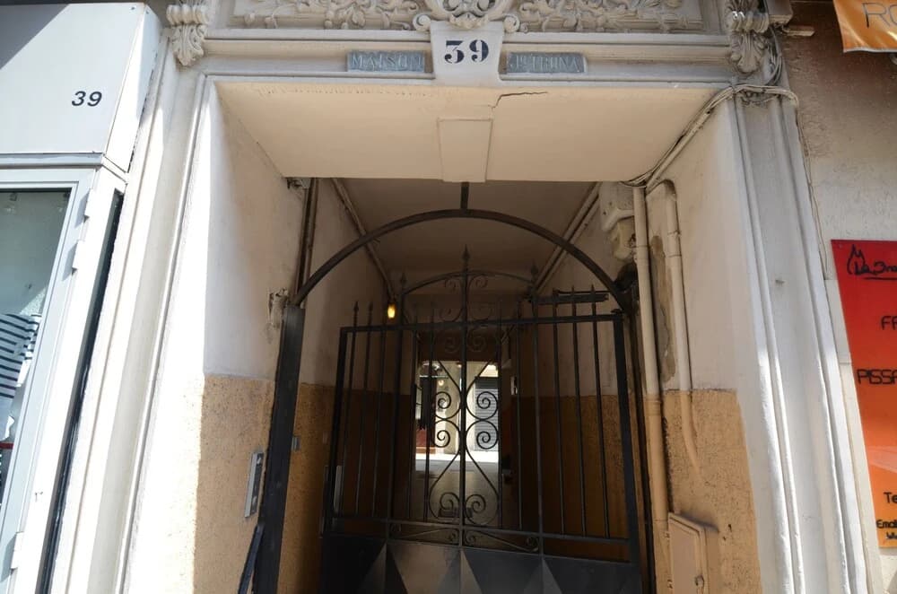 Apartment 5 persons near Place du Pin in Port of Nice district - photo 1