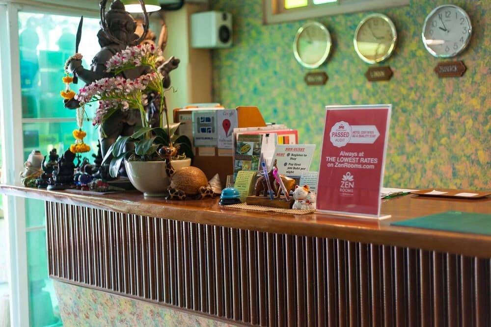 ZEN Rooms Samsen 3 - photo 2