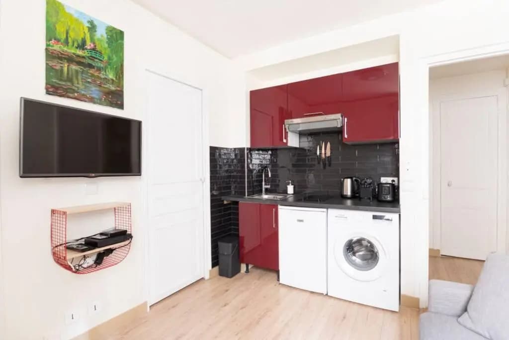 Apt 100 rue Saint-Lazare - main photo
