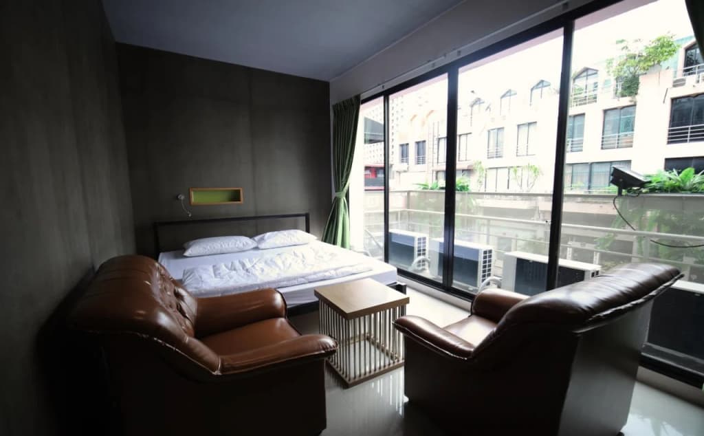 The Campus Hostel Thonglor - photo 15