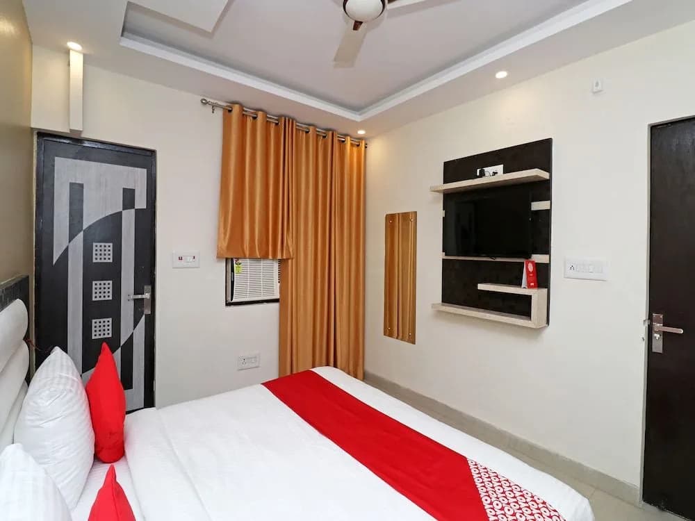 OYO 25130 Hotel Royal Inn - photo 6