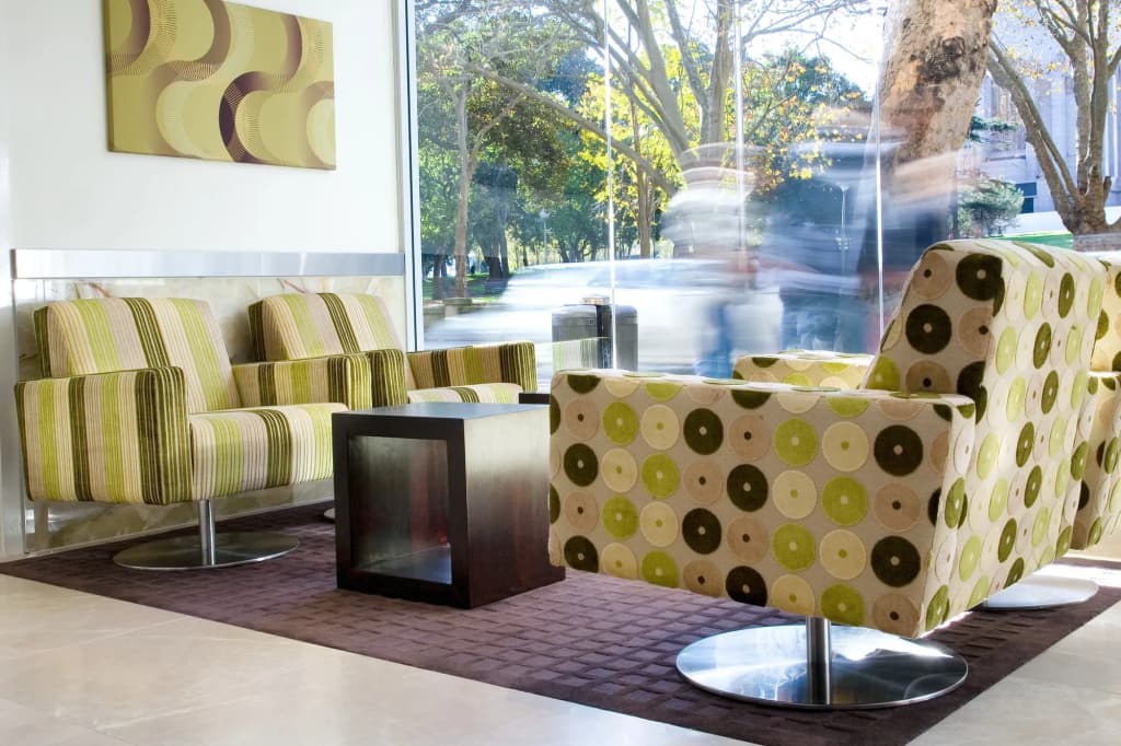 Hyde Park Inn - photo 8