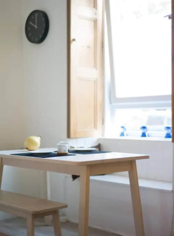Central Leith 1 Bedroom Flat - photo 3