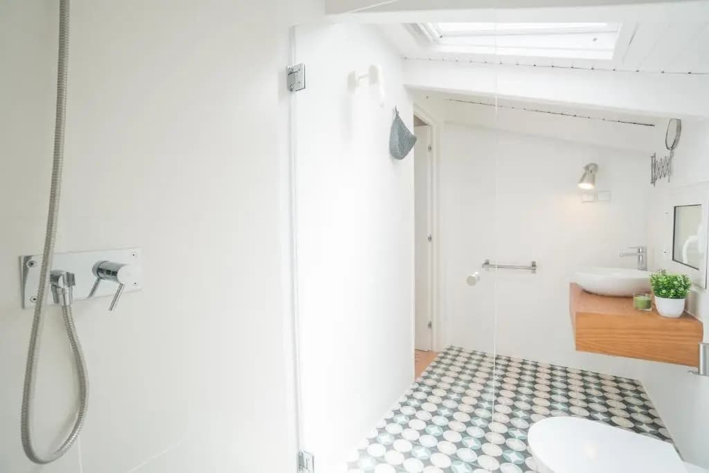 Rose Apartments - photo 7