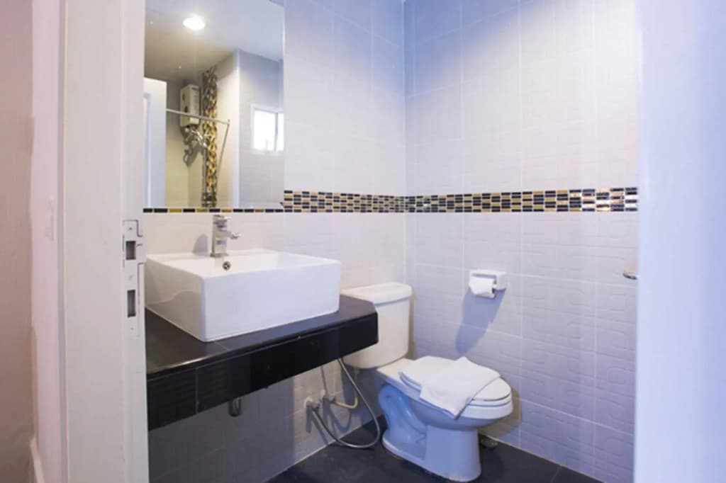 Metro Resort Pratunam - photo 9