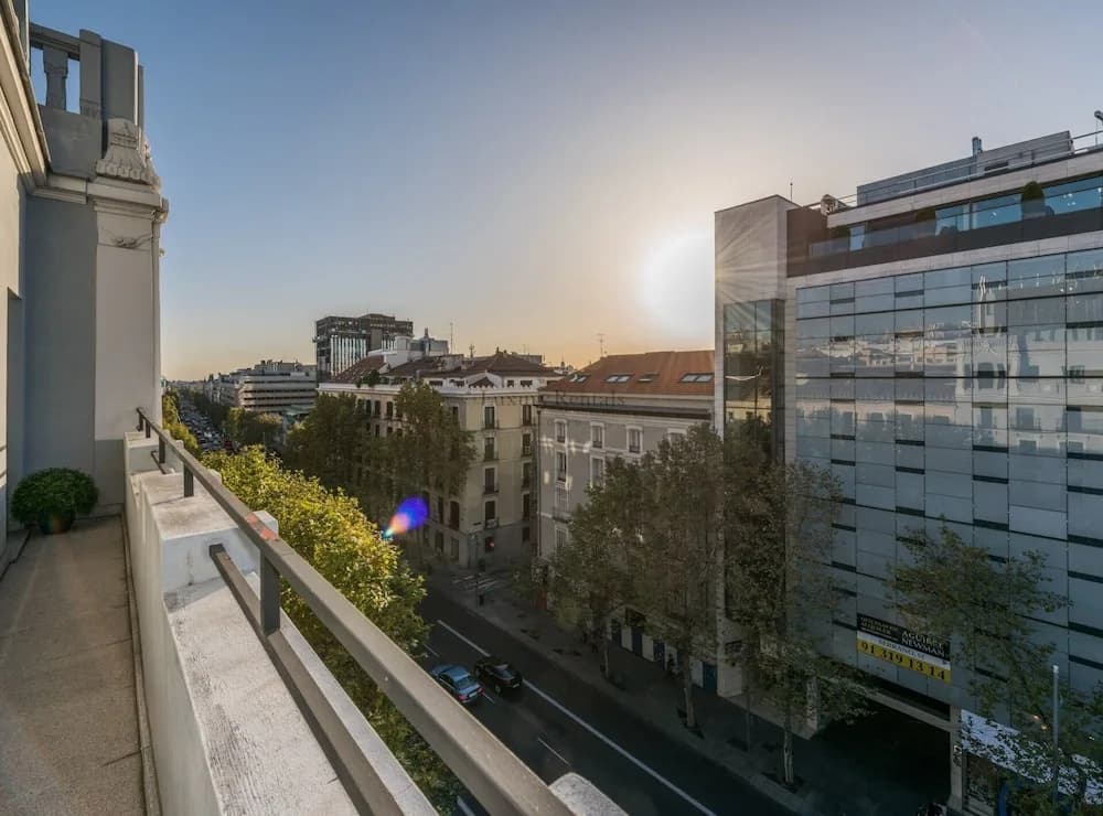2 bedrooms Golden Mile barrio Salamanca ( Serrano I ) - main photo