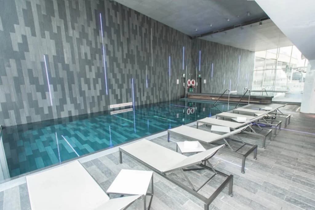 Aloft by Marriott London Excel - photo 20