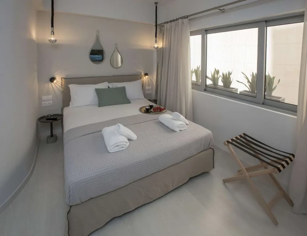 Ermou Stylish Suites by GHH - photo 2
