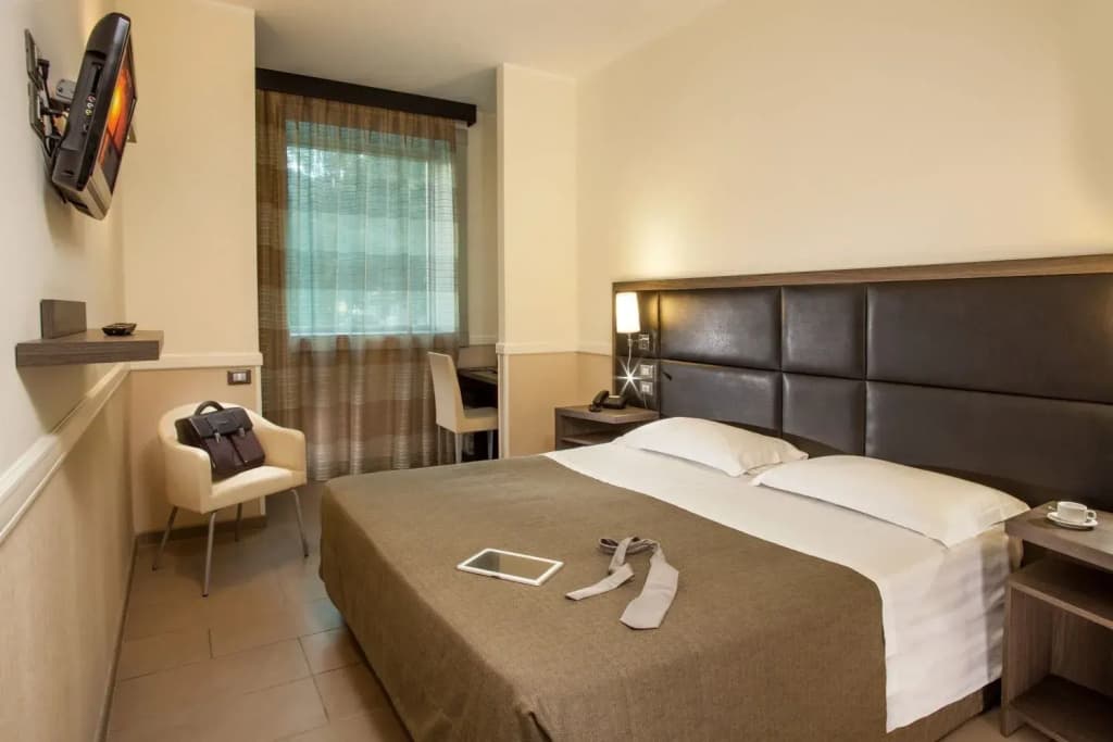 Hotel Artis - photo 15