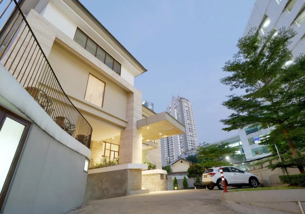 Plaza 54 Residence - photo 16