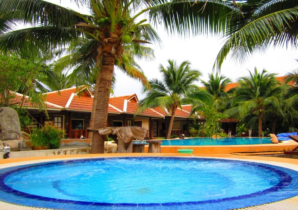 First Villa Beach Resort - photo 16
