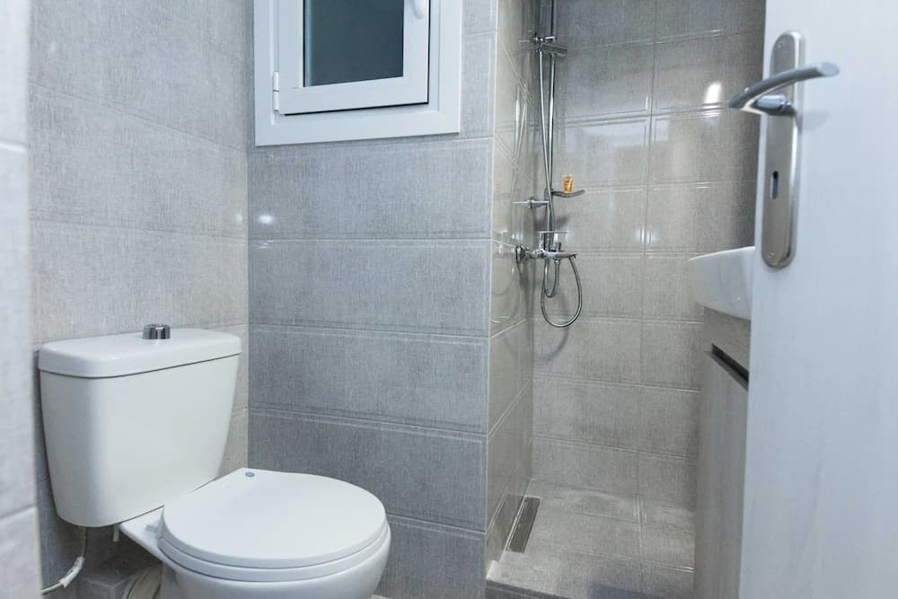 Ano Kipseli Athens Gem 1 Bd Apt for 4 - photo 8