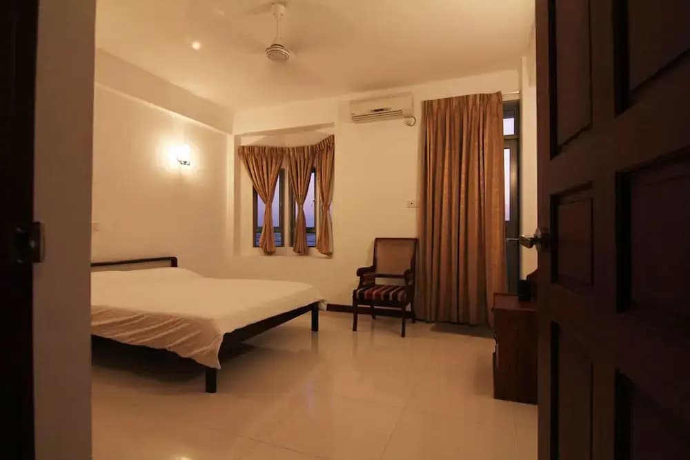 Raj Marine Residency - photo 3