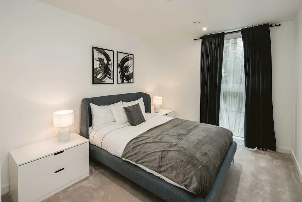 Stunning 3-bed Apartment in London - photo 4
