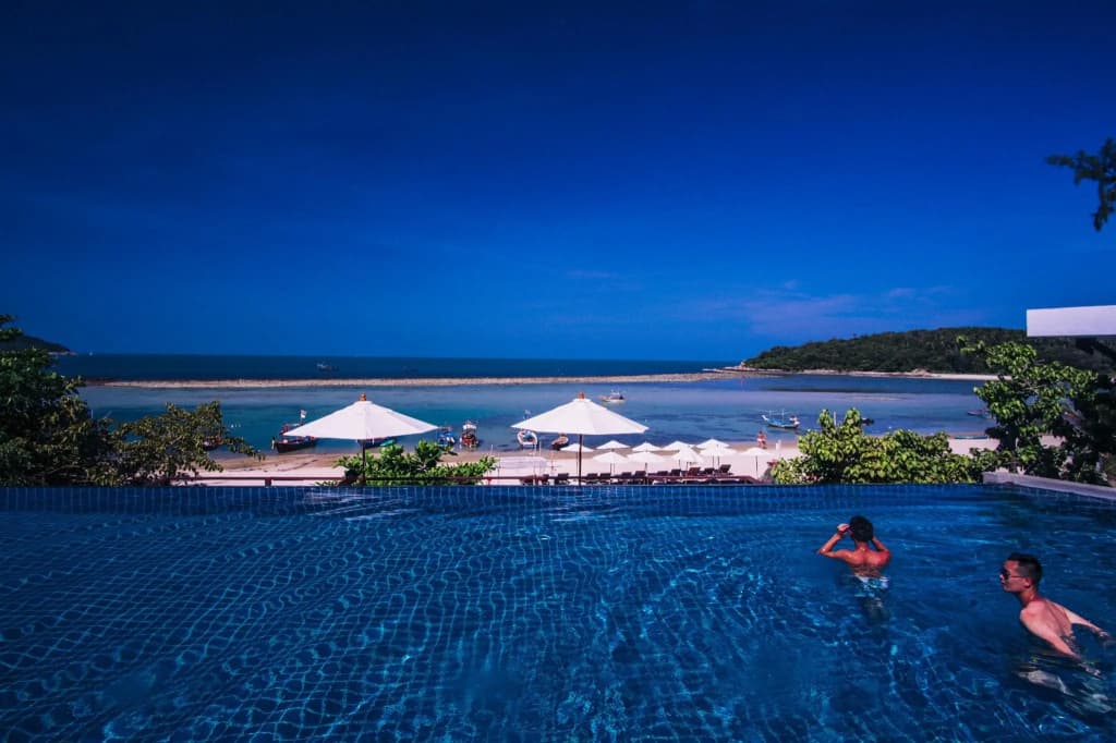 Al's Laemson Resort - photo 13