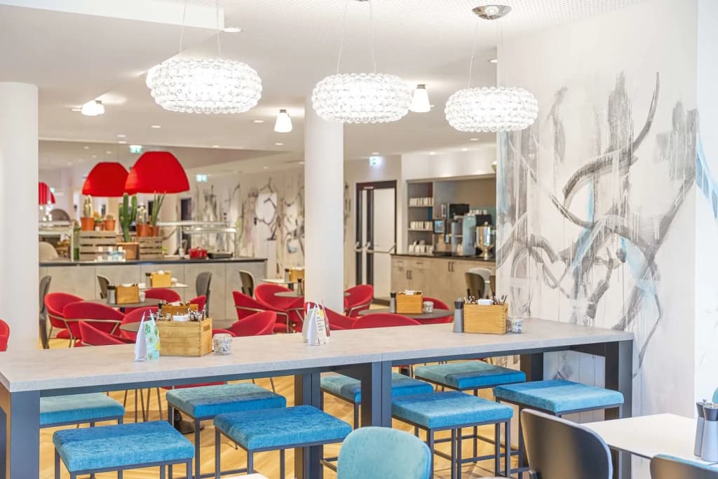 Holiday Inn — the niu, Franz Vienna - photo 19