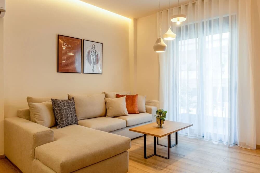 Io Suites - photo 14