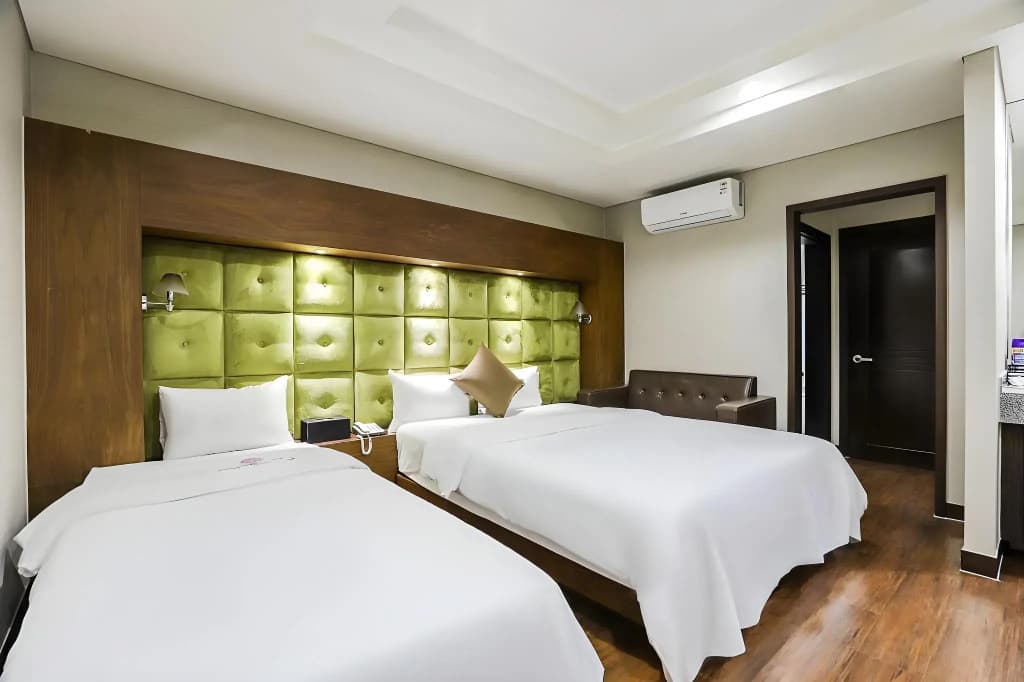 Hotel TJ - photo 2