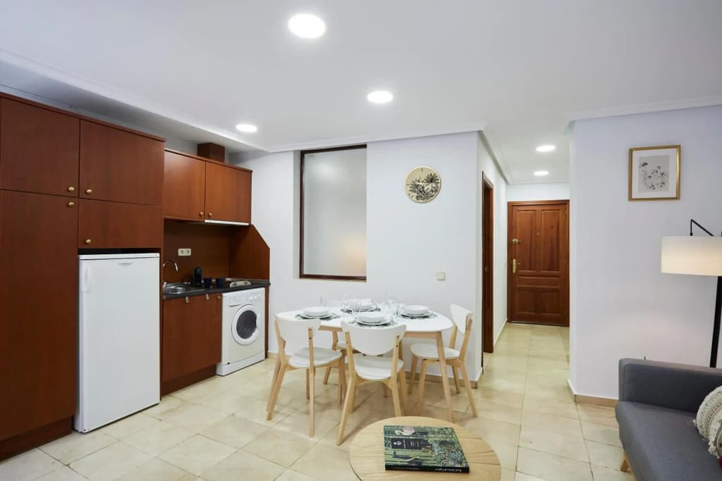 LEEWAYS APARTMENT I in GRAN VÍA - photo 13