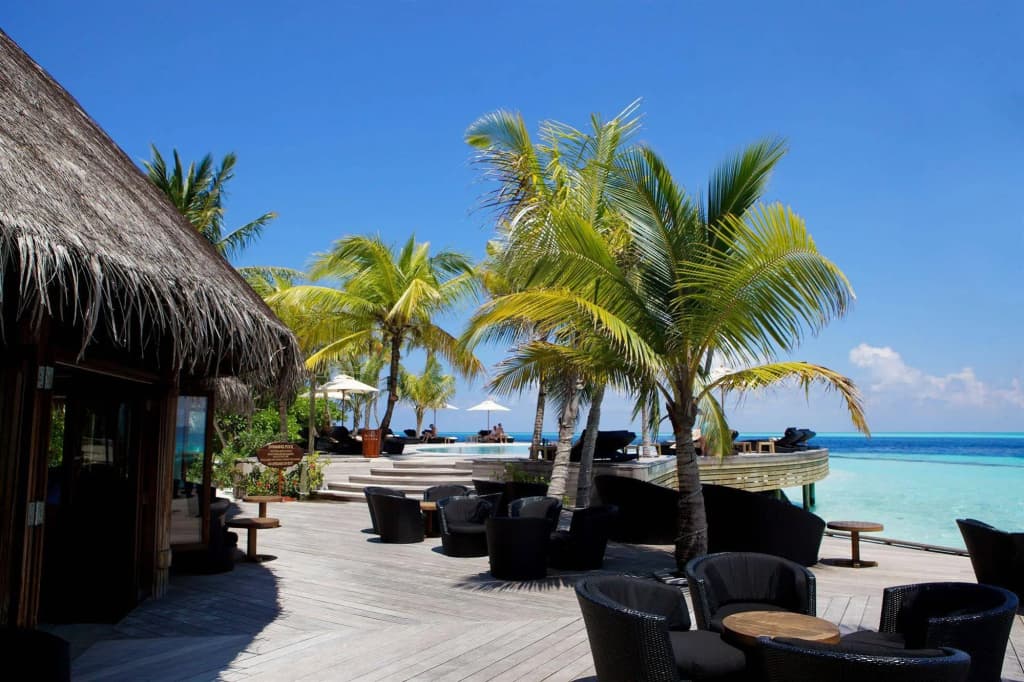 Komandoo Maldives Island Resort - photo 19