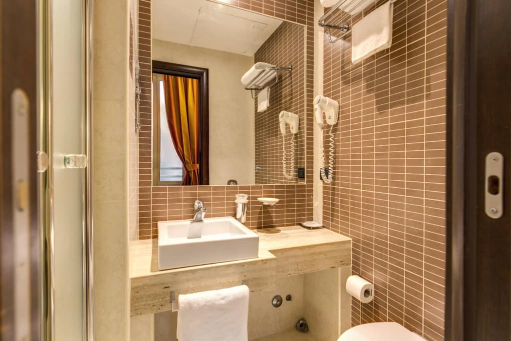 Everest Inn Rome - photo 8