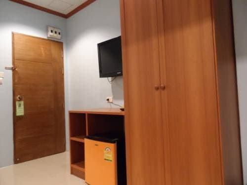 Areeya Guesthouse - photo 3