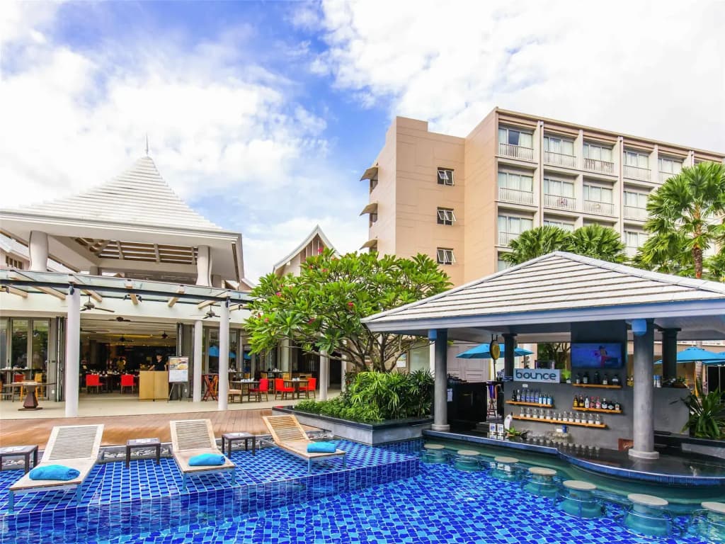 Grand Mercure Phuket Patong - photo 45