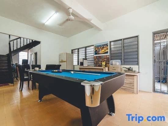 Batu Pahat Sri Jaya Villa 4BR 18pax - photo 4