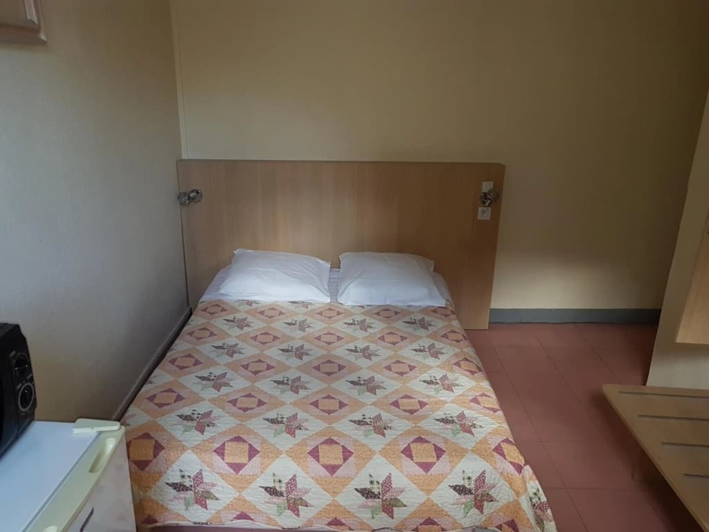 Au Royal Mad Hotel - photo 5
