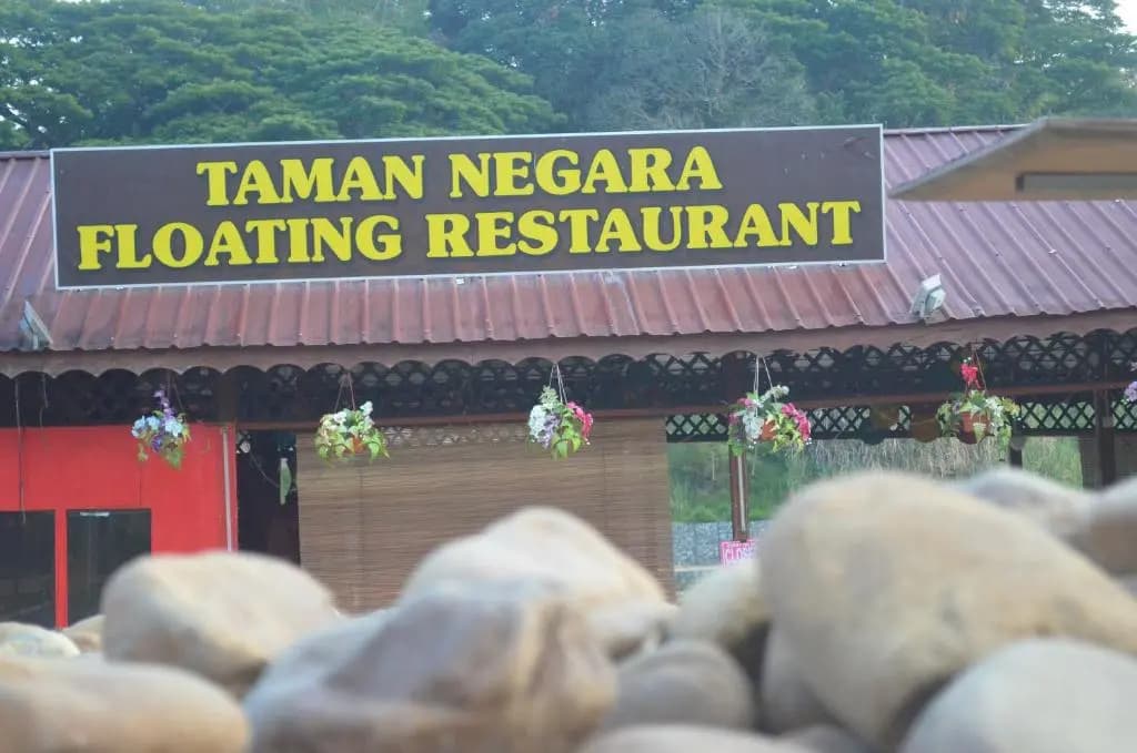 Belebar Studio Room Taman Negara Pahang Malaysia - photo 11