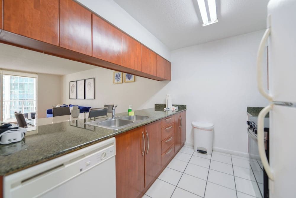 Brickell Bay 1720 - photo 15