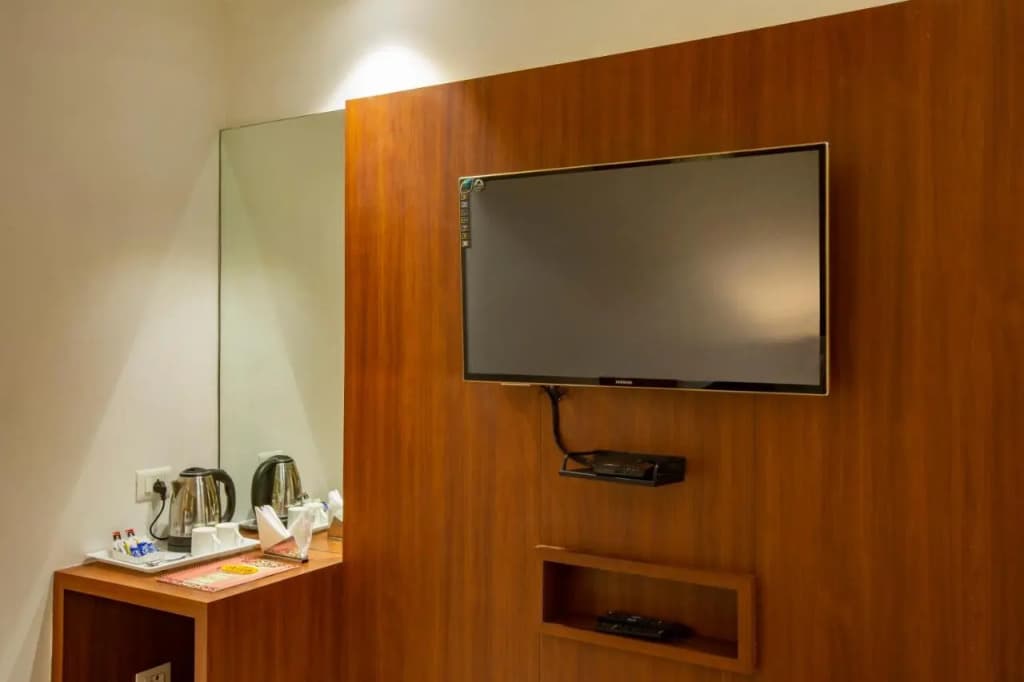 Hotel Arch Suites - photo 20