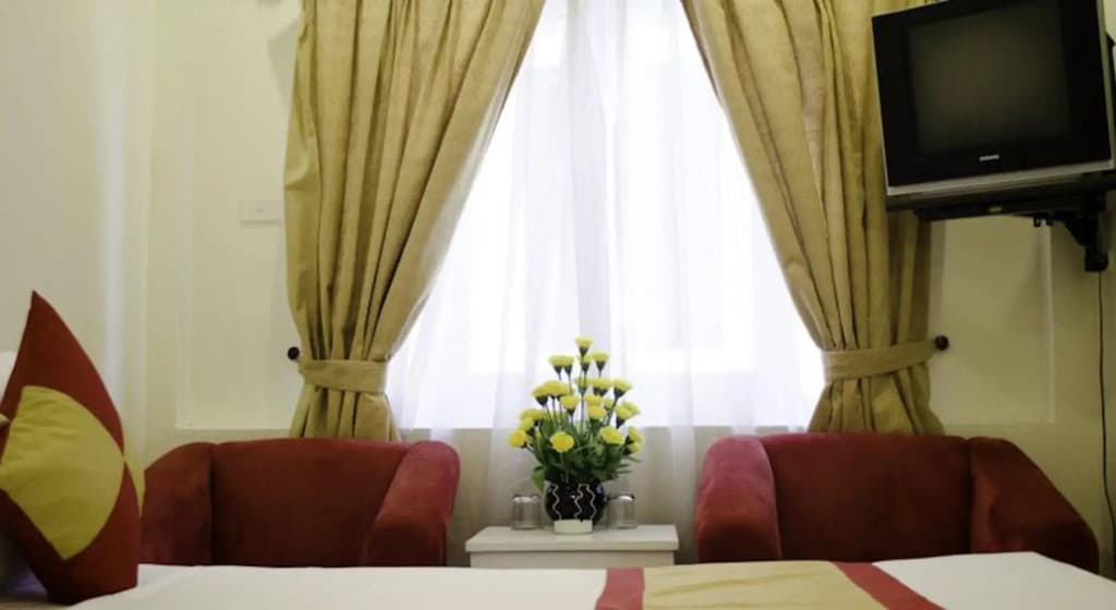 Blue Moon Hotel - photo 3