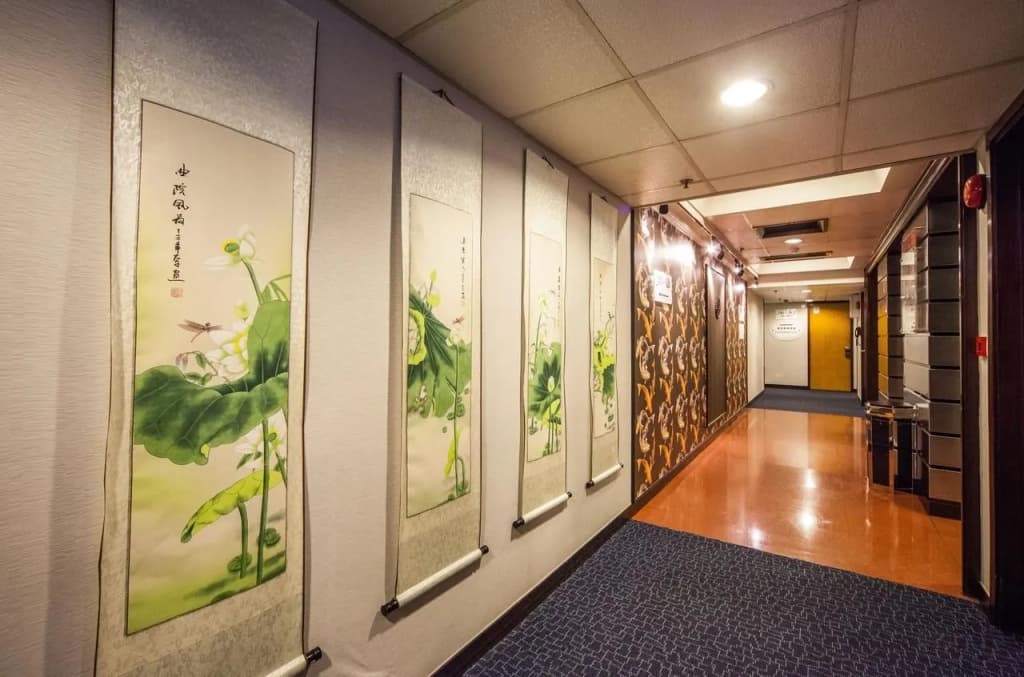 Evergreen Hotel - photo 11