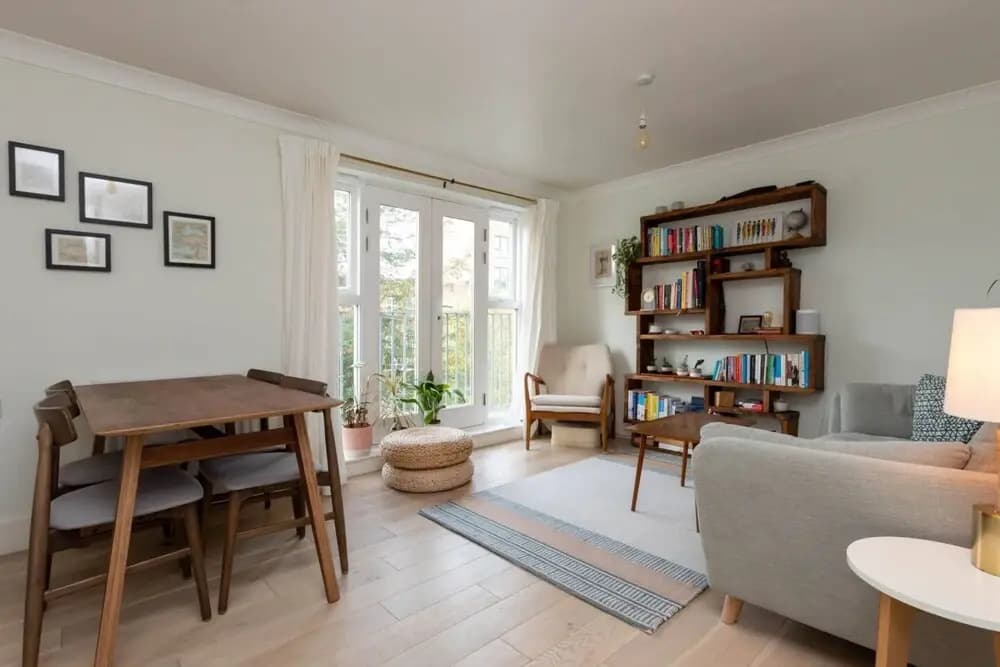 Stylish and Light 1 Bedroom Flat Near Victoria Park - photo 10
