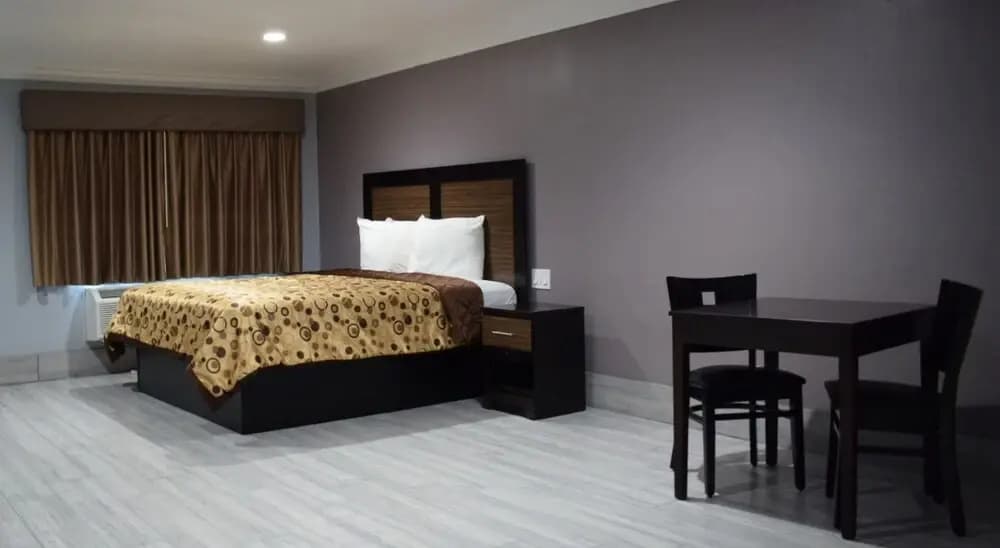 Willow Tree Inn  Suites - photo 14