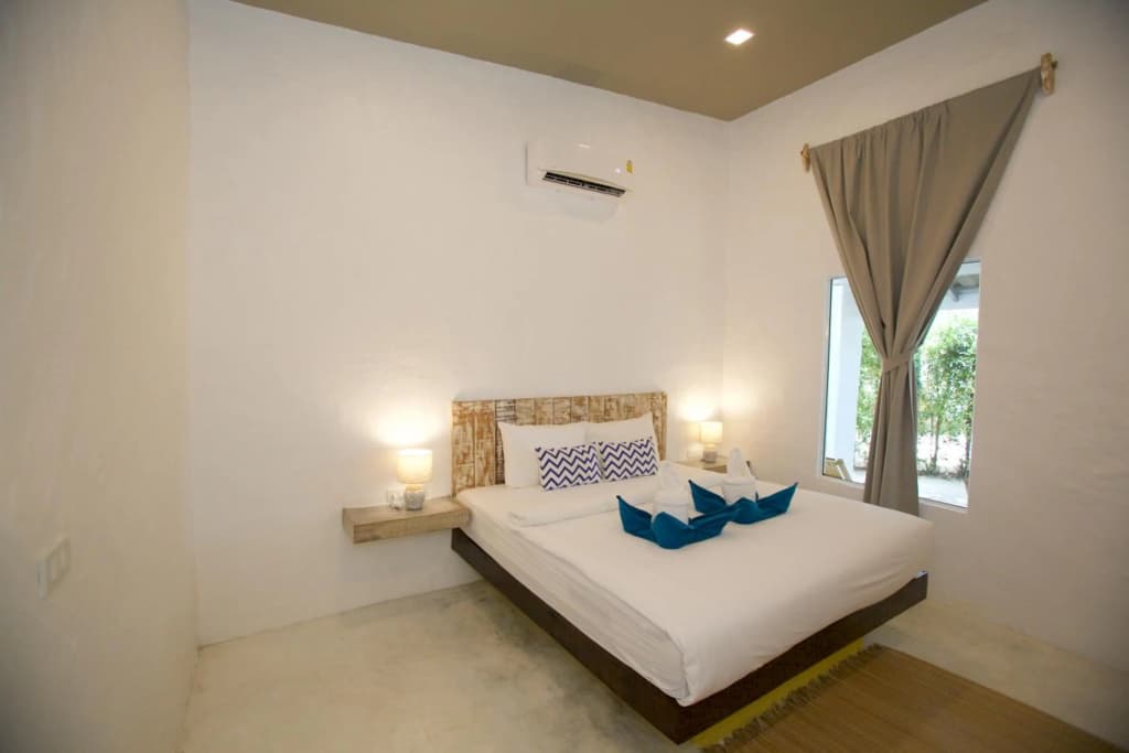 Lime & Soda Beachfront Resort - photo 27