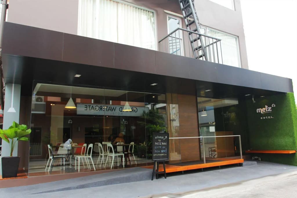 Metz Pratunam Hotel - photo 1